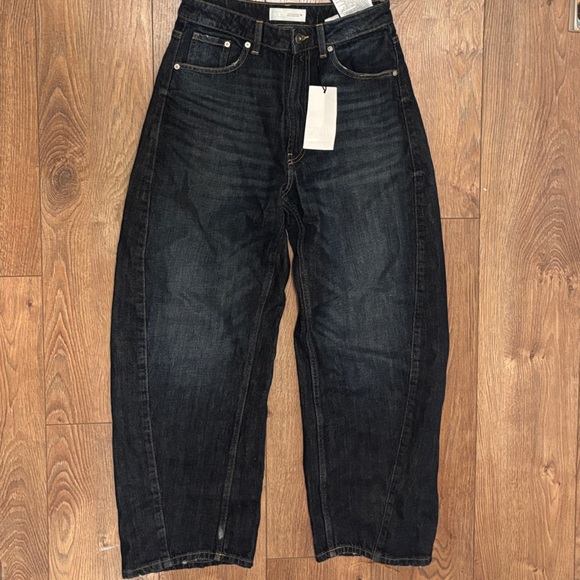 Zara New Baggy Balloon Jeans - Dark Wash - Picture 3 of 5